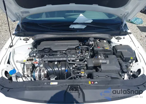 2024 Hyundai Elantra Sel from USA, damaged, VIN KMHLM4DG4RU799931